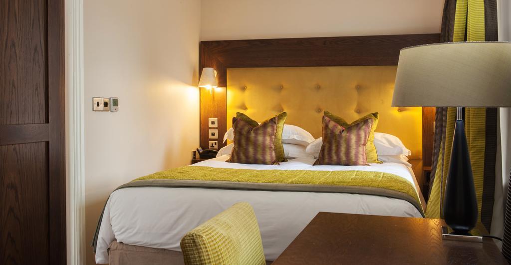 Trout Hotel Кокермут Екстер'єр фото