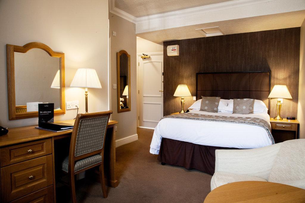 Trout Hotel Кокермут Екстер'єр фото